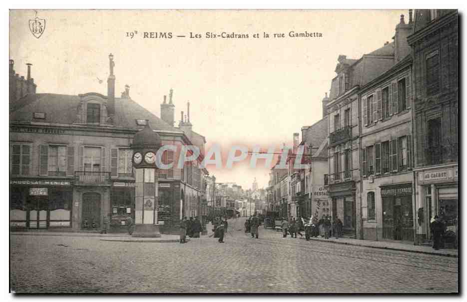 CPA Reims Les six cadrans et la rue Gambetta