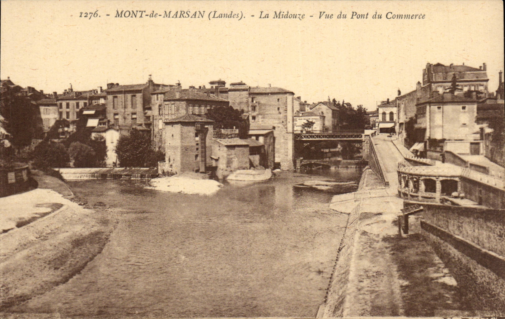 CPA Mont de Marsan La Midouze Vue du pont de commerce