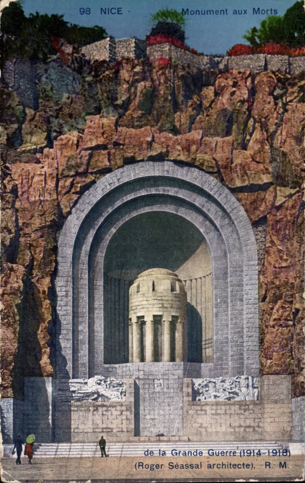 CPA Nice Monument aux morts - Recto