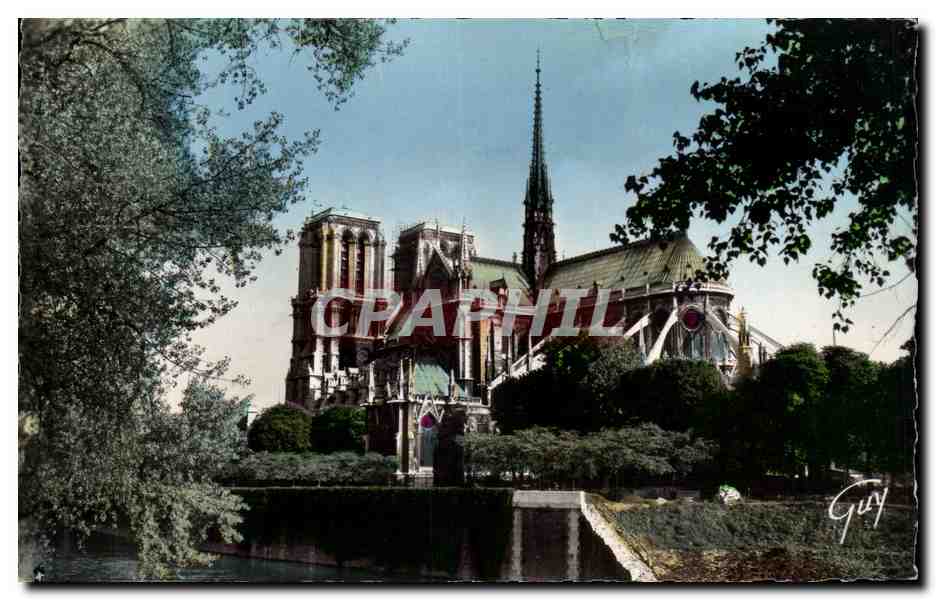 Notre-Dame de Paris — vue du sud-est — Éditions d'Art GUY