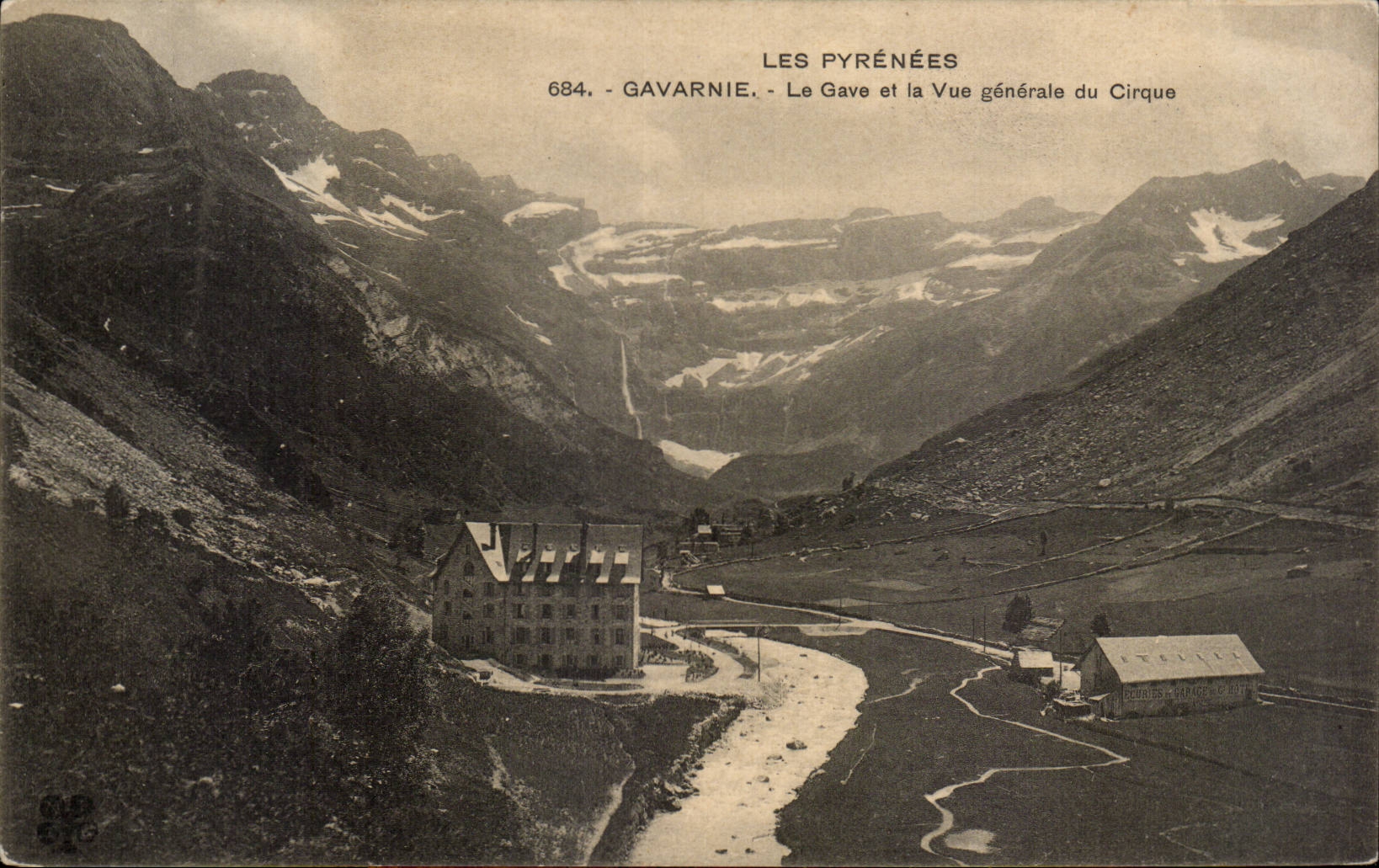 CPA Gavarnie Le Gave et la vue generale du cirque