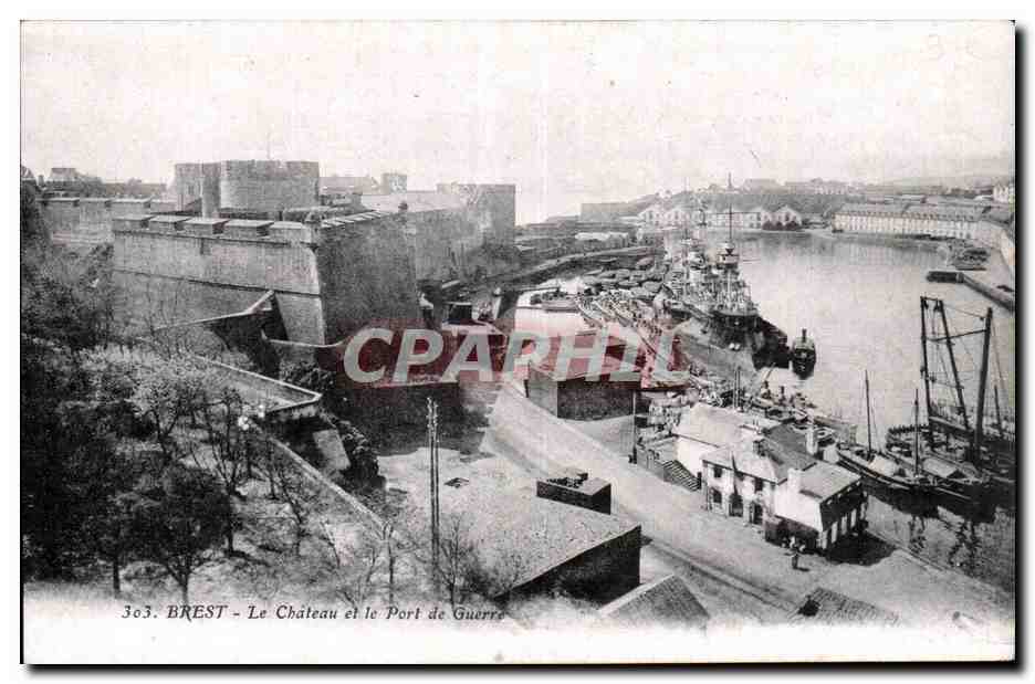 CPA Brest Le chateau et le port de guerre