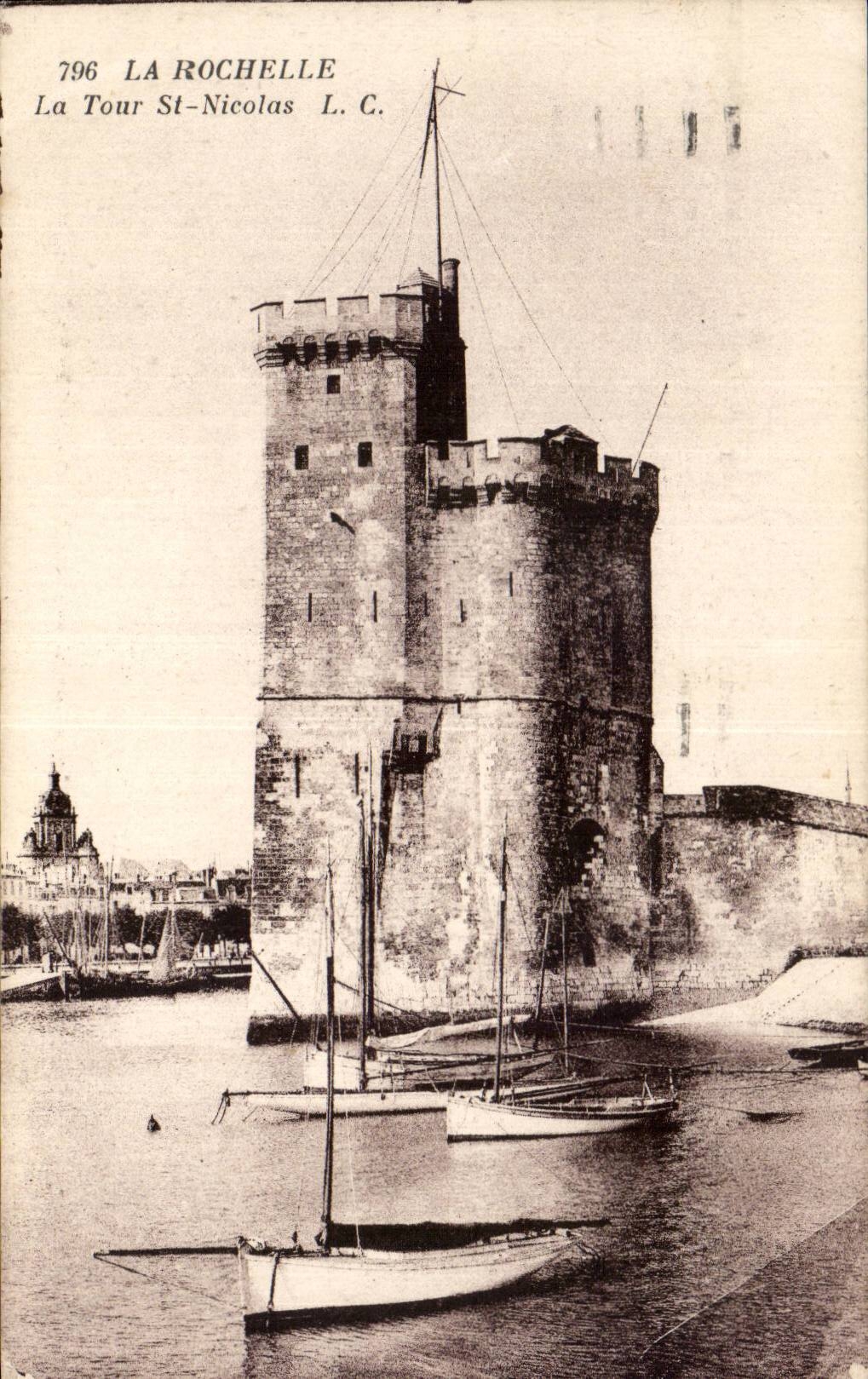 CPA La Rochelle La tour St Nicolas