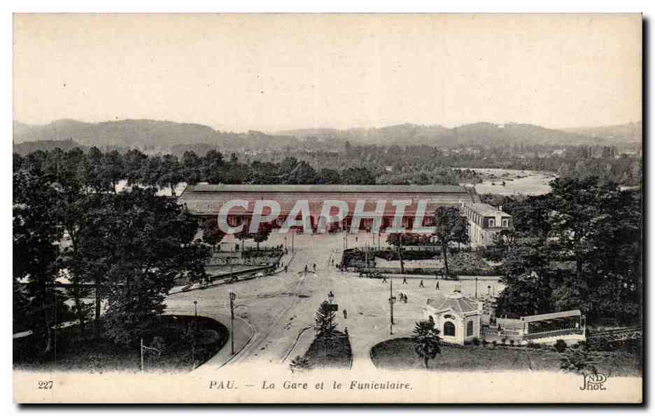 CPA Pau La gare et le funiculaire