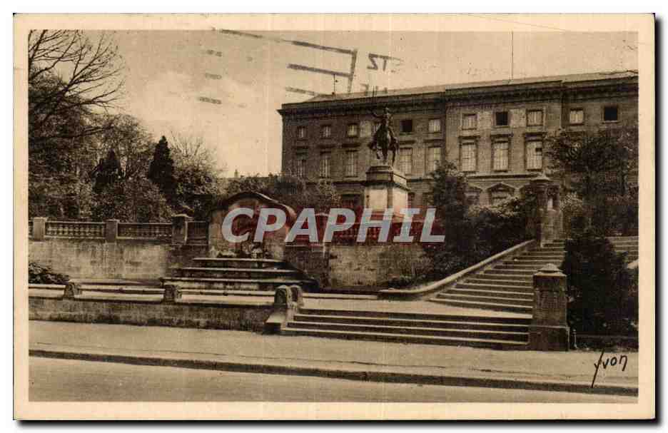 CPA Metz Palais de justice et statue de la Fayette