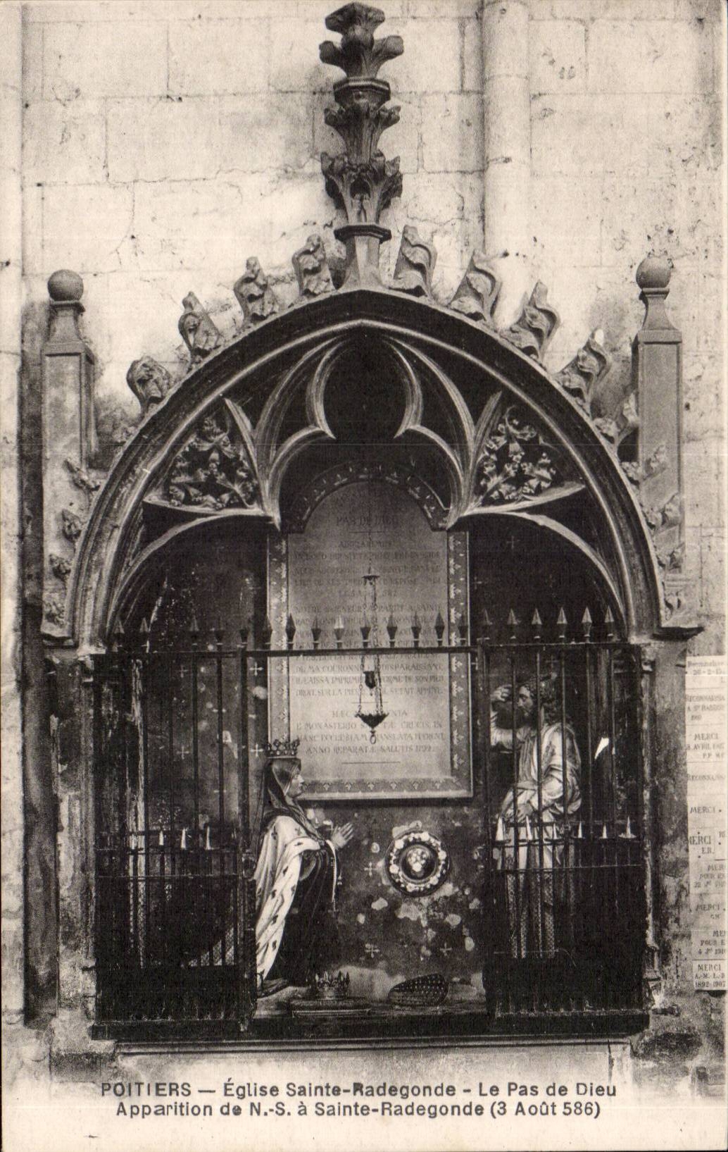 Poitiers — Église Sainte-Radegonde — Le Pas de Dieu (Apparition de N.-S. à Sainte-Radegonde le 3 Août 586)