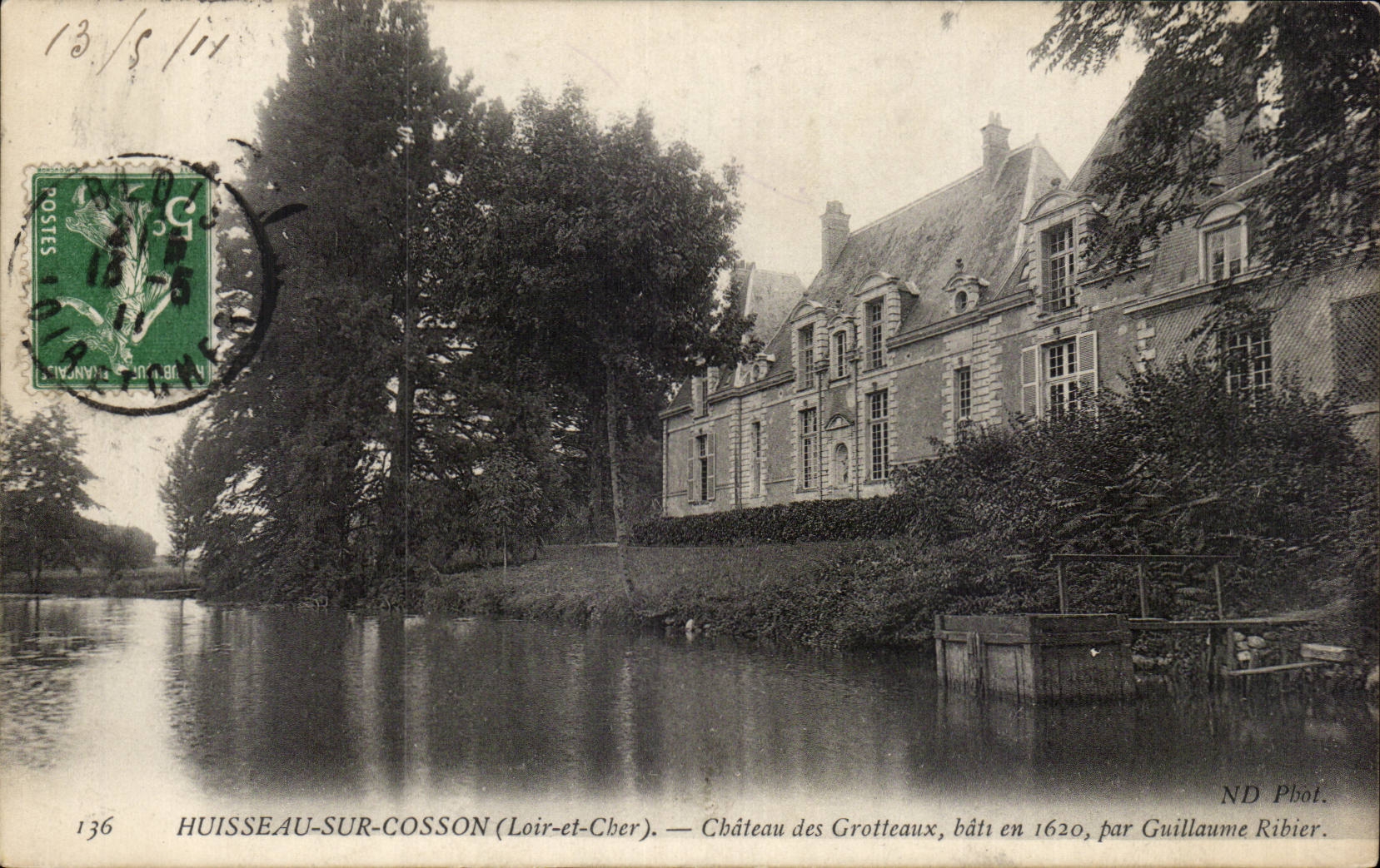 Huisseau-sur-Cosson (Loir-et-Cher) — Château des Grotteaux, bâti en 1620, par Guillaume Ribier