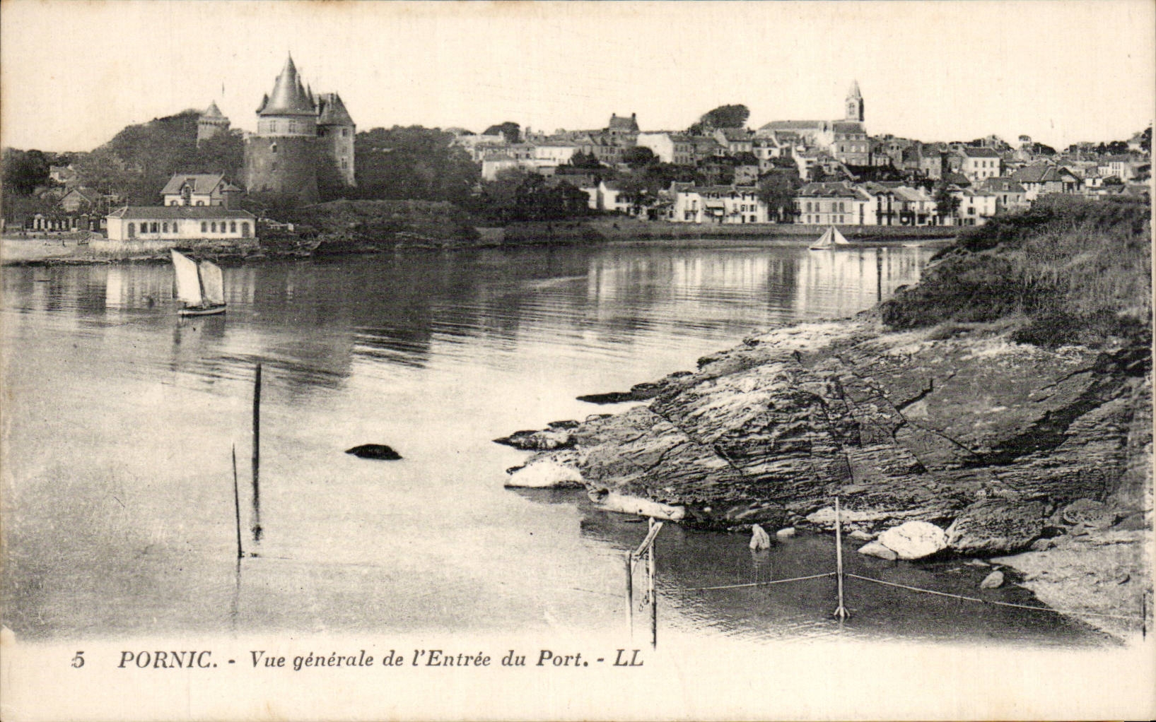 Pornic - Vue Generale de l Entree du Port CPA 