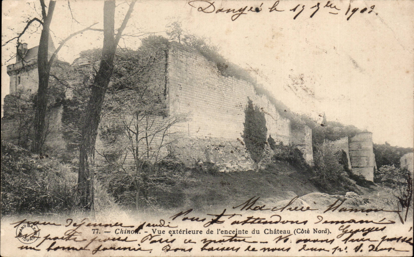Chinon - Vue Exterieure de l enceinte du Chateau - CPA 