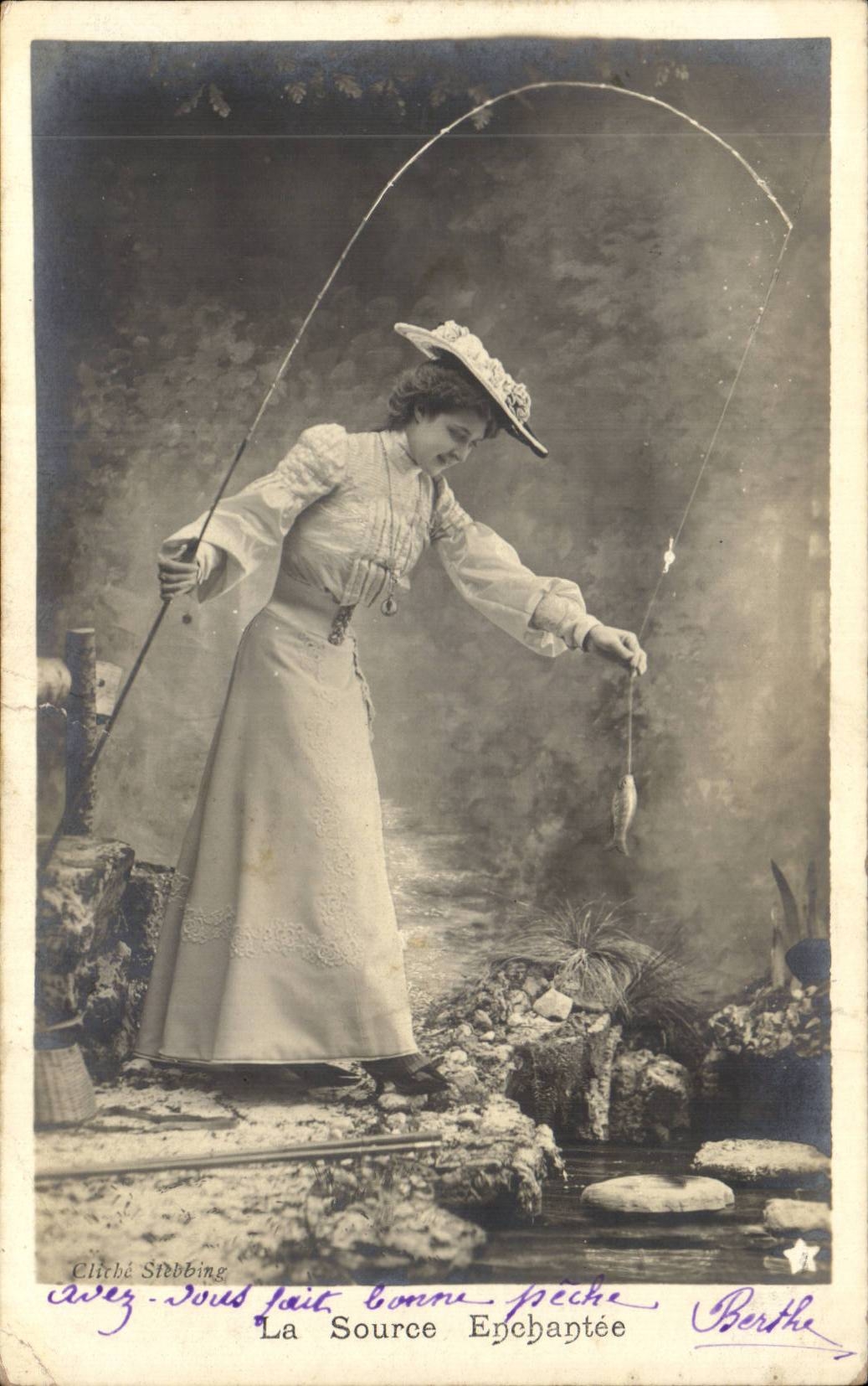 Femme pêchant à la Source Enchantée — Clirbé Stèbbing, Série n° 842