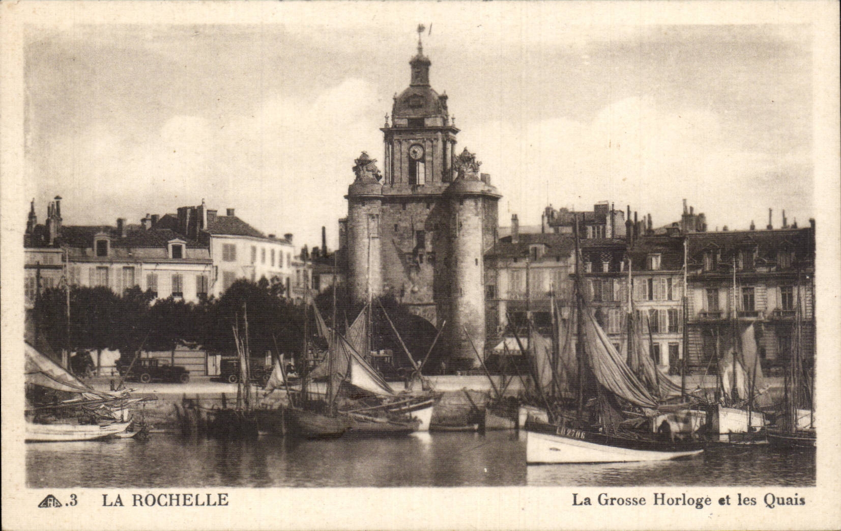 La Rochelle - La Grosse Horloge et les Quais - CPA 