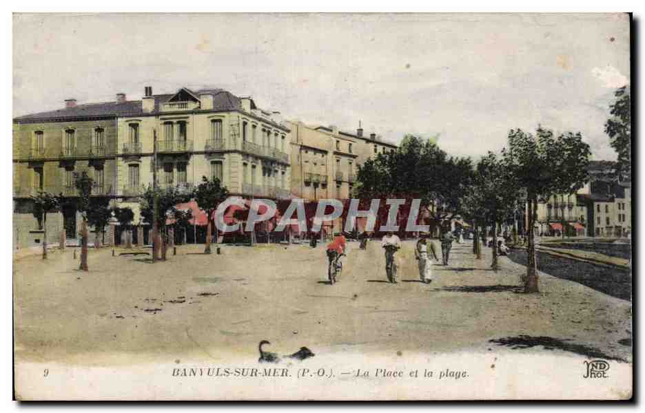 CPA Banyuls sur Mer La place et la plage 