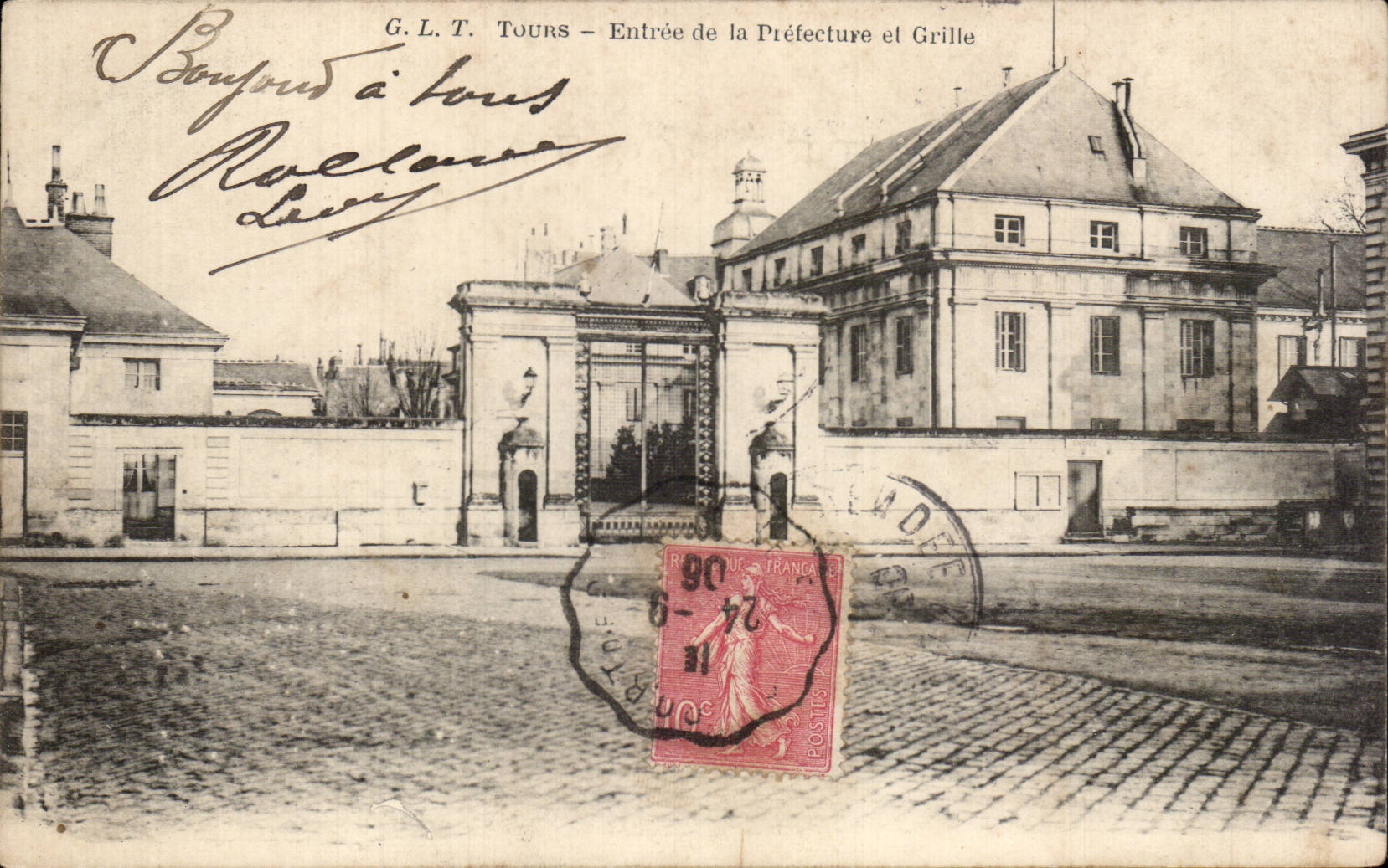 Tours - Entree de la Prefecture et Grille - CPA 