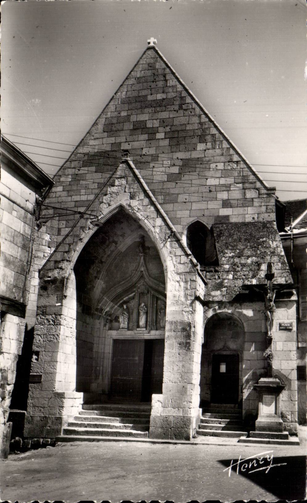 La Roche Posay - Le Porche de l Eglise - CPA 