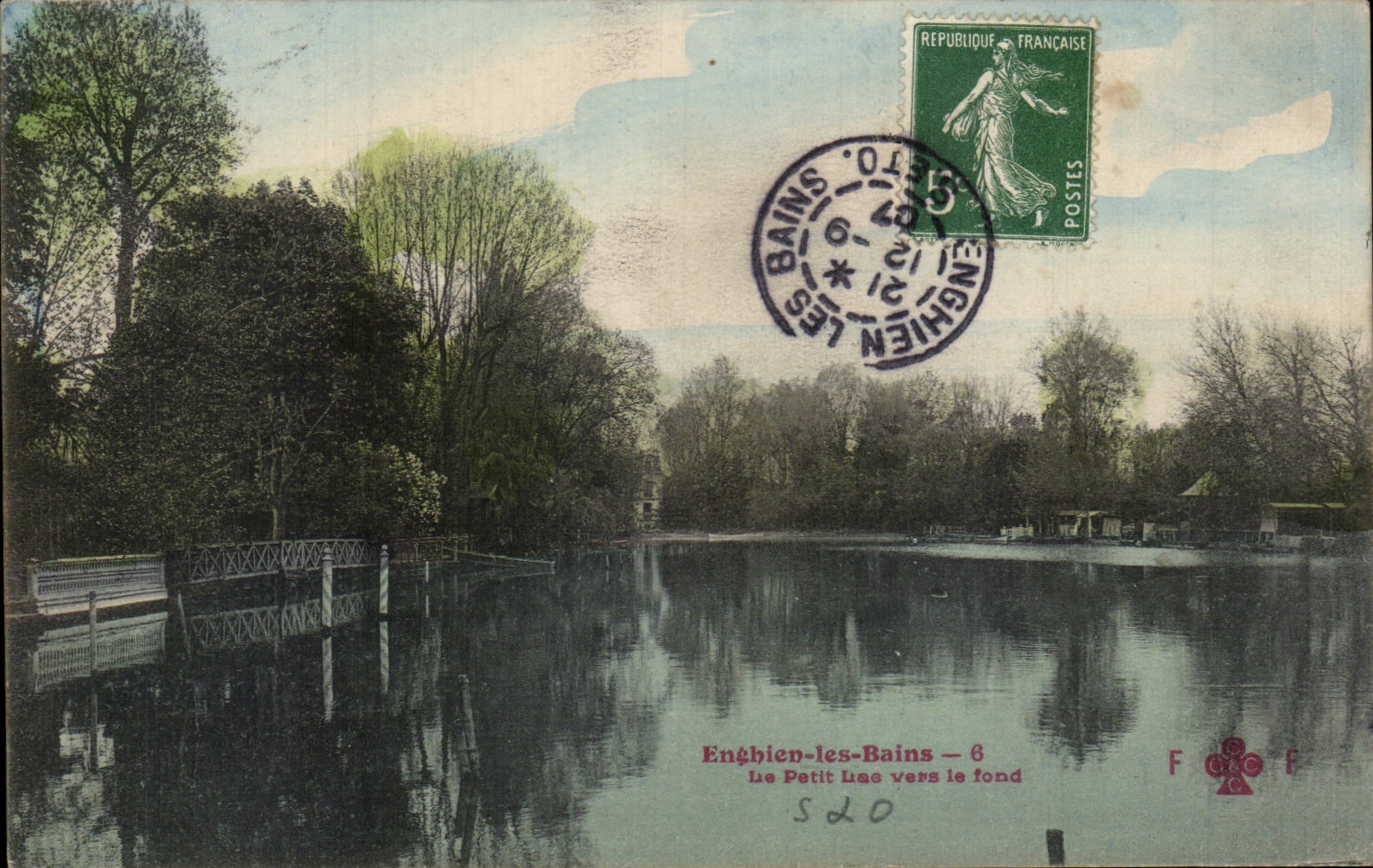 Enghien les Bains - Le Petit Lac vers le fond - CPA 