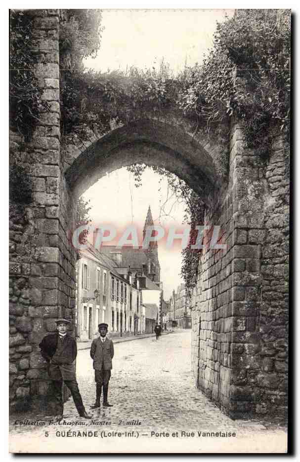 Guerande - Porte et rue Vannelaise - CPA 