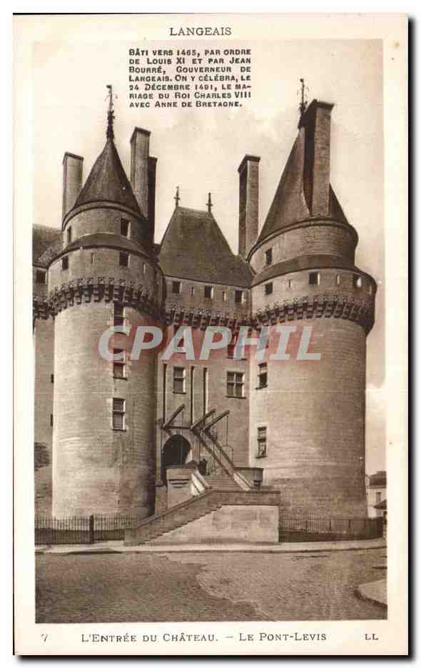 CPA Langeais Le chateau L entree Le pont levis