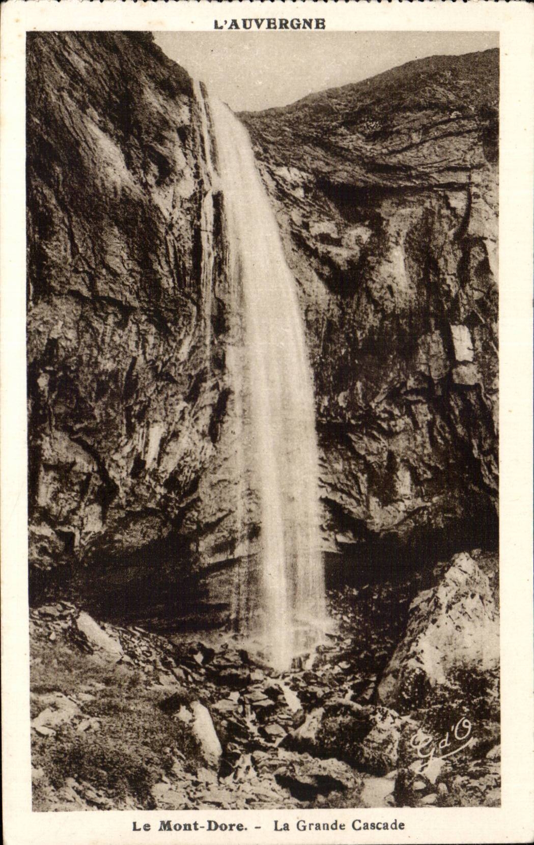 CPA Le Mont Dore la grande cascade