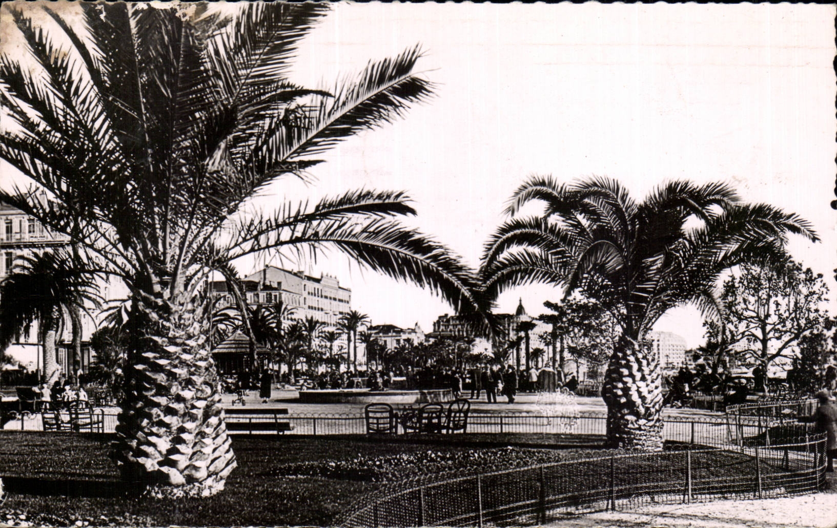 CPA Cannes Les nouveaux jardins Flamme grande semaine motonautique MOTO Motorcycle