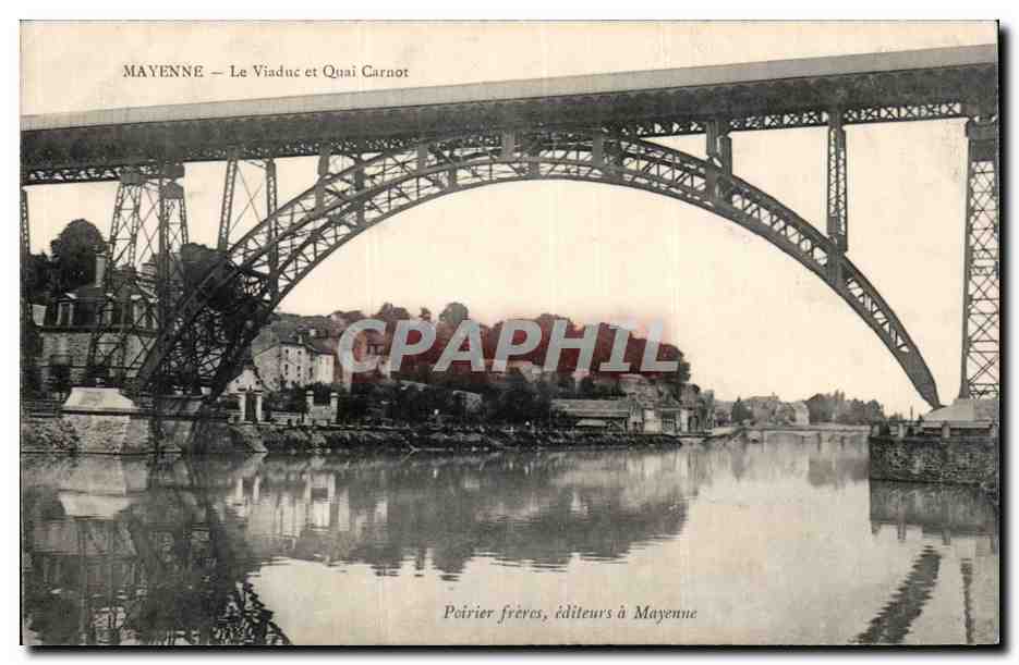 CPA Mayenne Le viaduc et quai Carnot