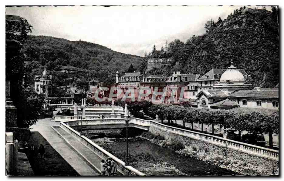 CPA La Bourboule Les ponts sur la Dordogne