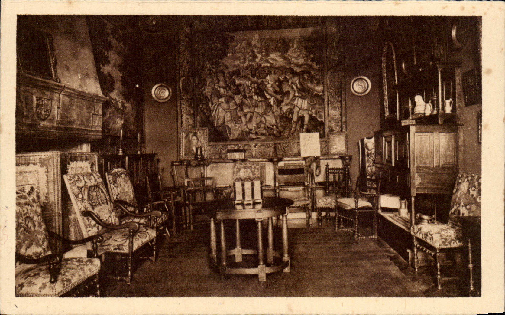 Château de Castelnaud, près Bretenoux (Lot) — Salle de Luynes — Éditeur : Les Belles Cartes Illustrées « Flim »