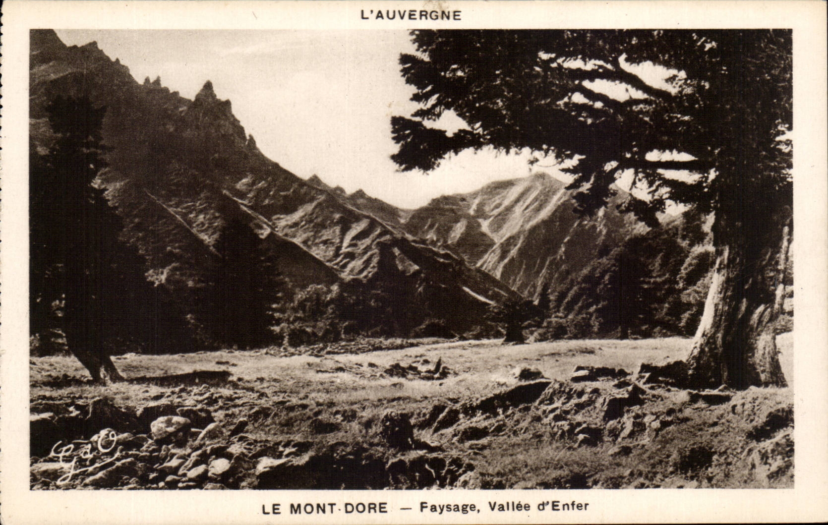 CPA Auvergne Le Mont Dore Paysage vallee d enfer
