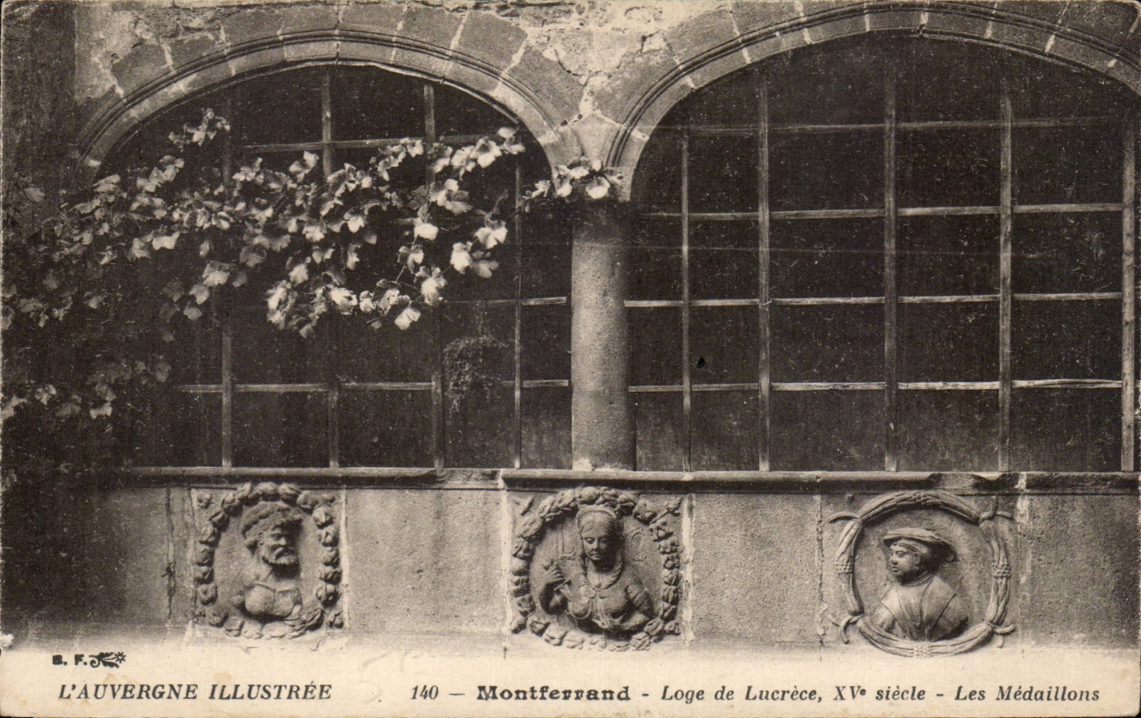 CPA Auvergne Monferrand Loge de Lucrece Les medaillons