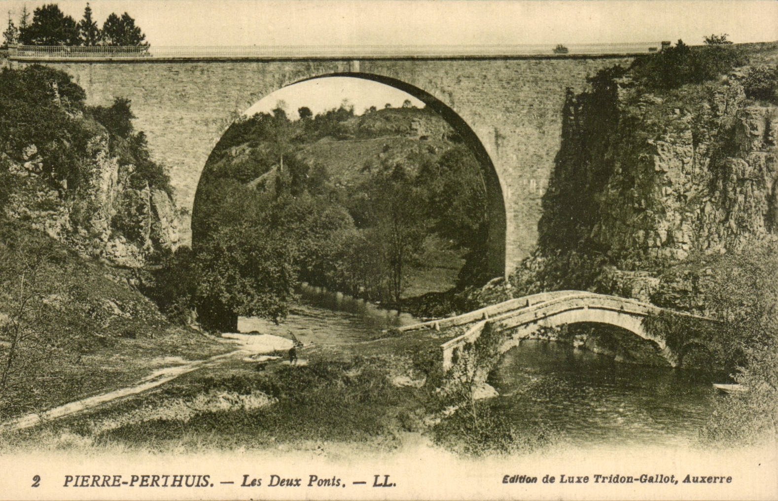 CPA Pierre Perthuis Les deux ponts