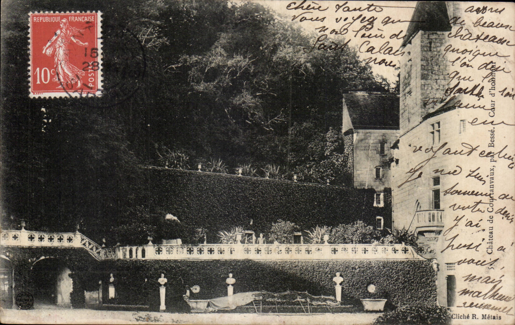 CPA Chateau de ourtanvaux Cour d honneur 