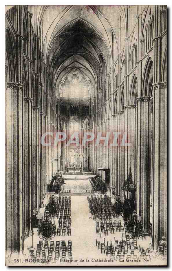 Bourges — Intérieur de la Cathédrale — La Grande Nef