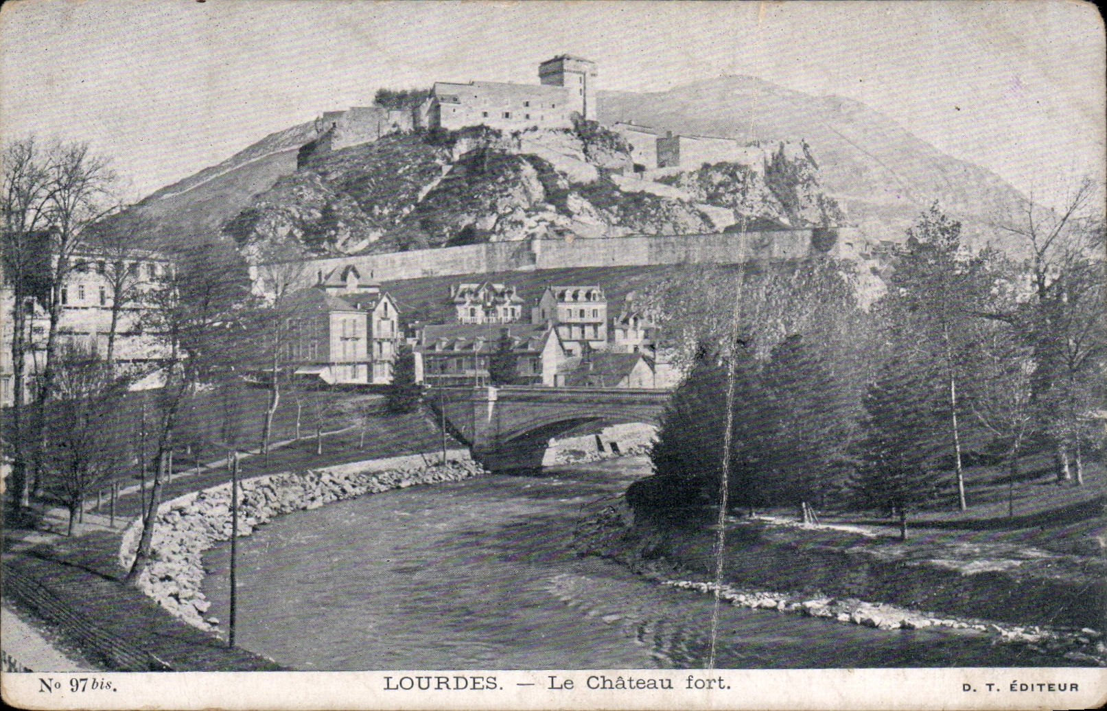 CPA Lourdes Le chaetau fort