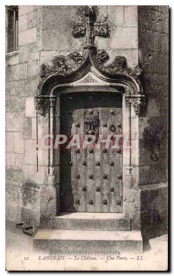 CPA Langeais Le chateau Une porte