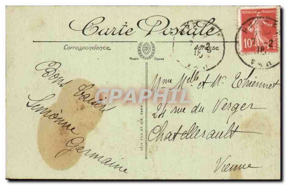 CPA Hyeres La fontaine et l avenue Godillot — Verso