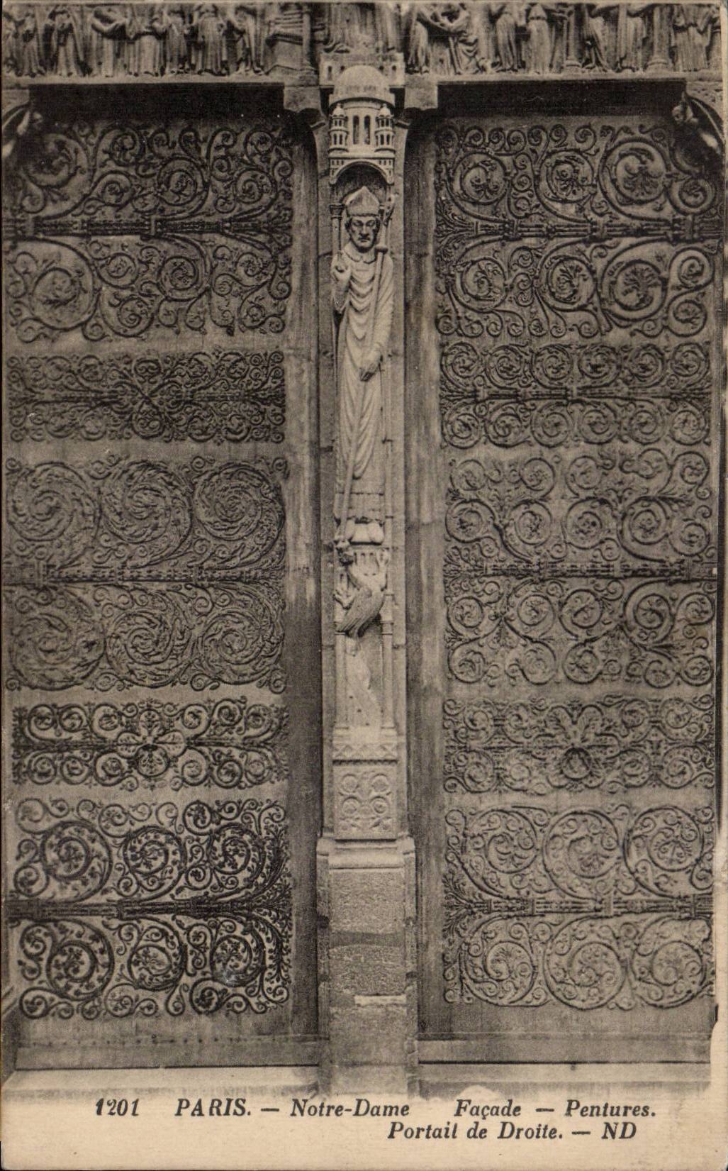 CPA Paris Notre Dame Facade Pentures Portail de droite