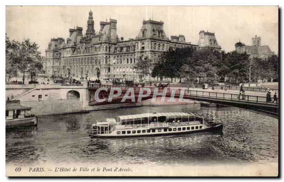 CPA Paris Hotel de ville et le pont d Arcole