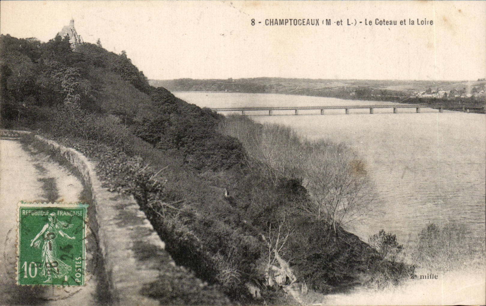 CPA Champtoceaux Le coteau et la Loire