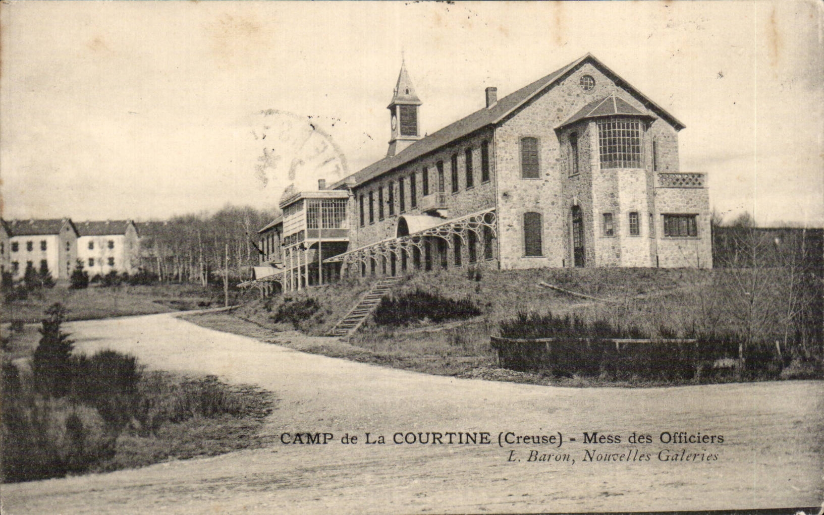 Camp de La Courtine (Creuse) — Mess des Officiers — L. Baron, Noucelles Galeries