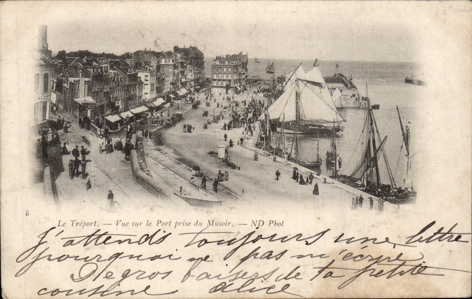 Le Tréport — Vue sur le Port prise du Musoir — ND Phot