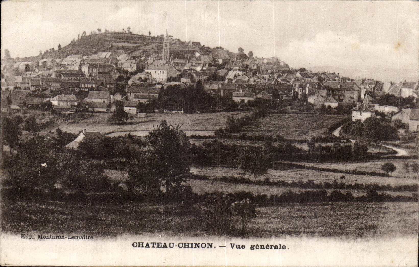 CPA Chateau Chinon Vue generale