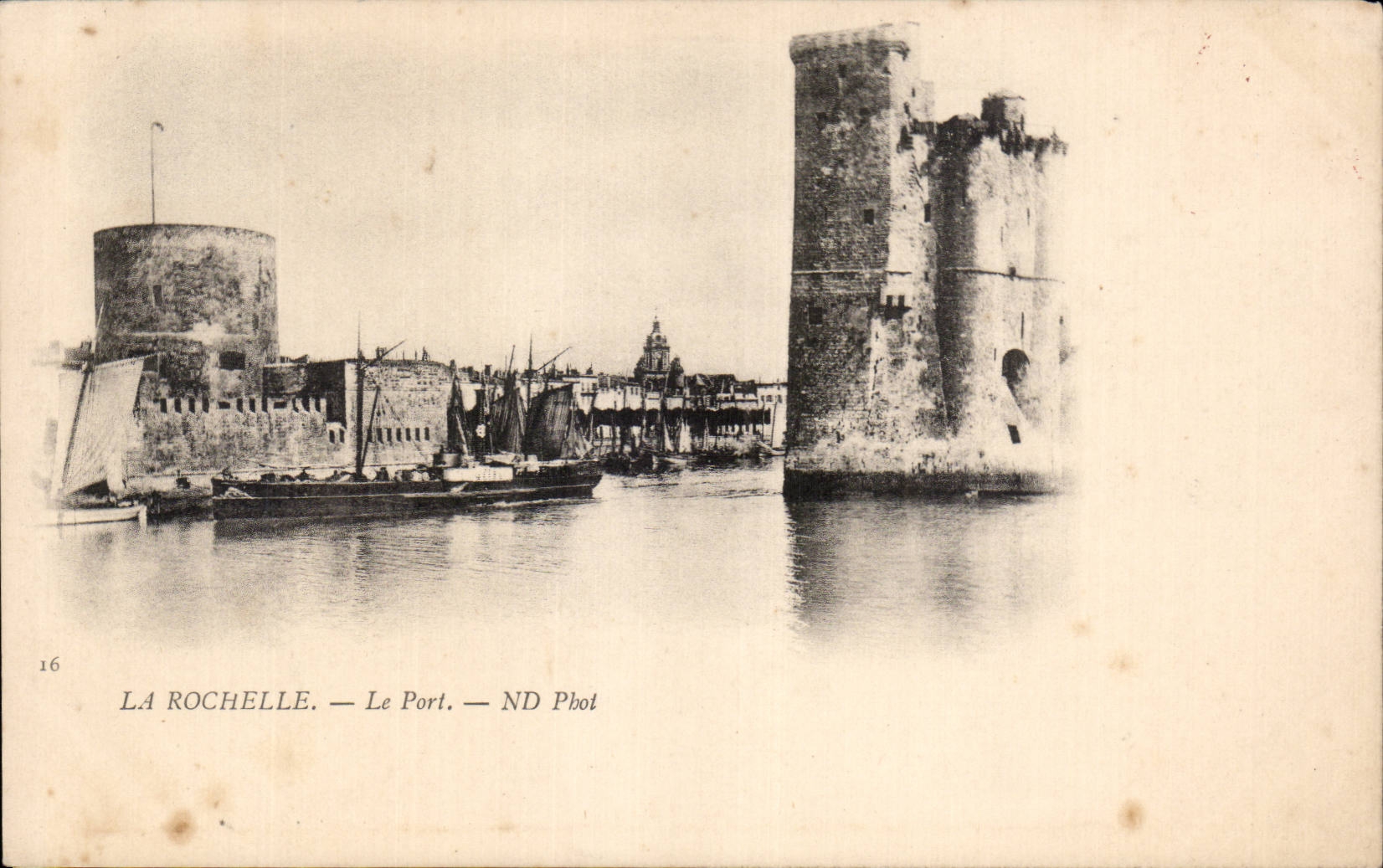 CPA La Rochelle Le port