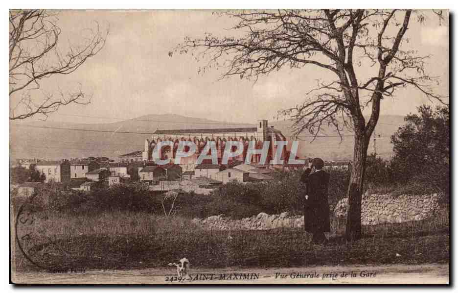 CPA Saint Maximin Vue generale prise de la gare