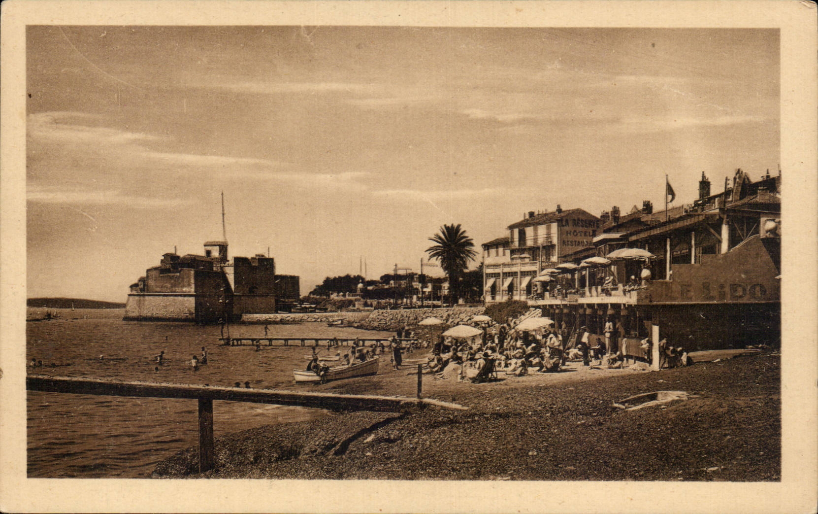 Toulon-Mourillon — La plage du Sido et le Fort Louis — Éditeur CPAPHIL n°158