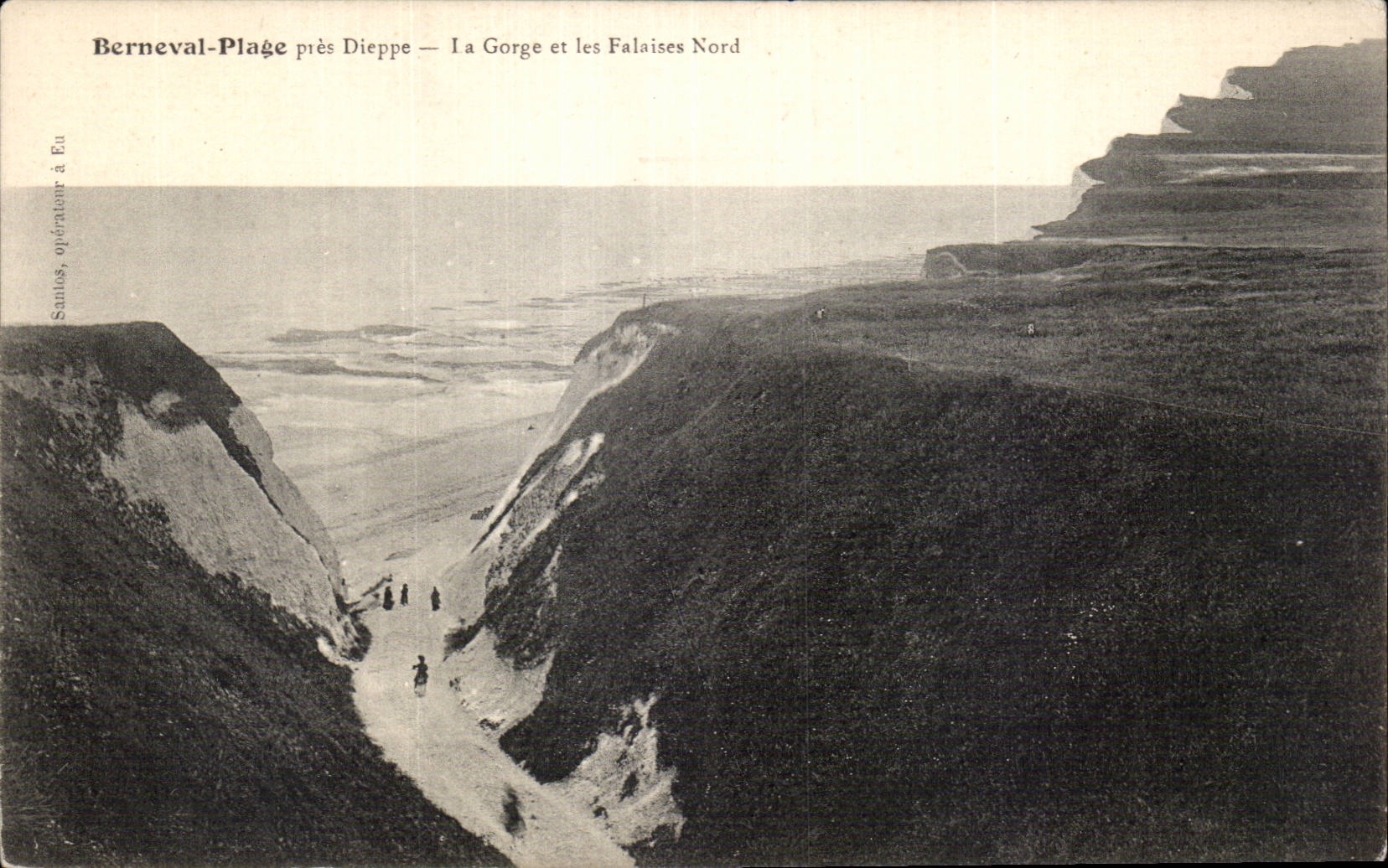Pres Dieppe - Berneval Plage - La Gorge et les Falaises Nord - CPA 