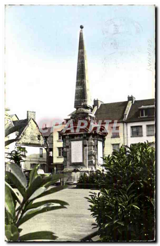 Gournay en Bray - La Fontaine Monumentale - CPA 