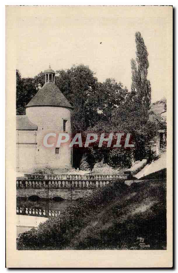 Château de Bussy-Rabutin — Pont sur les fossés — Édition des Monuments Historiques