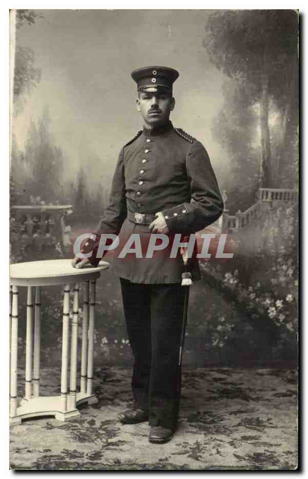 Soldat en uniforme — studio — éditeur inconnu