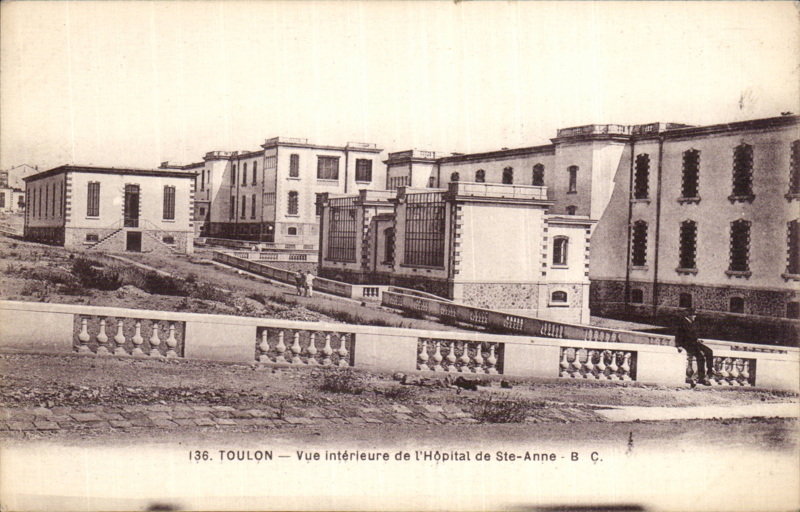 CPA Toulon Vue interieure de l hopital Sainte Anne 