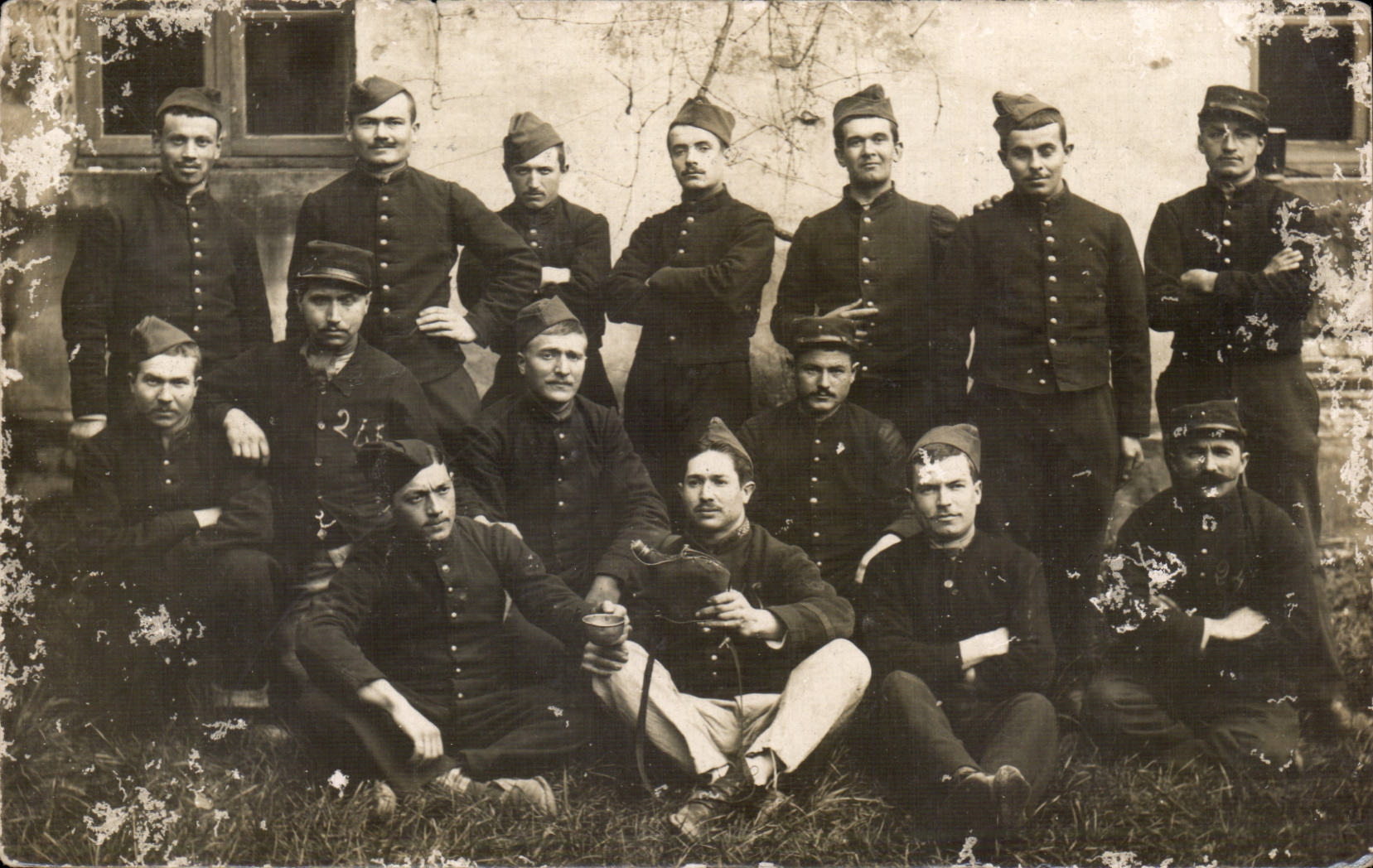 CARTE PHOTO Militaria Soldats
