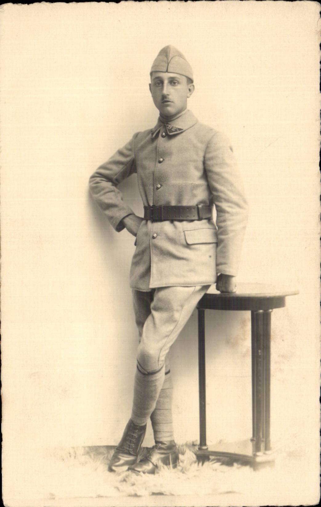 CARTE PHOTO Soldat Militaria 